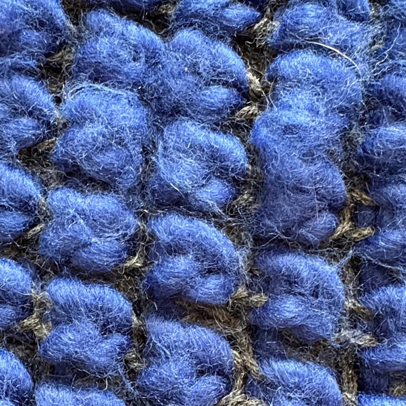 Bundle of Chunky Navy & Steve Madden Cream Boucle Mobius Infinity Scarves - Picture 3 of 7